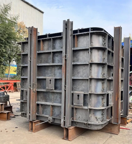 選偉志箱涵鋼模板，筑路橋工程堅(jiān)實(shí)根基